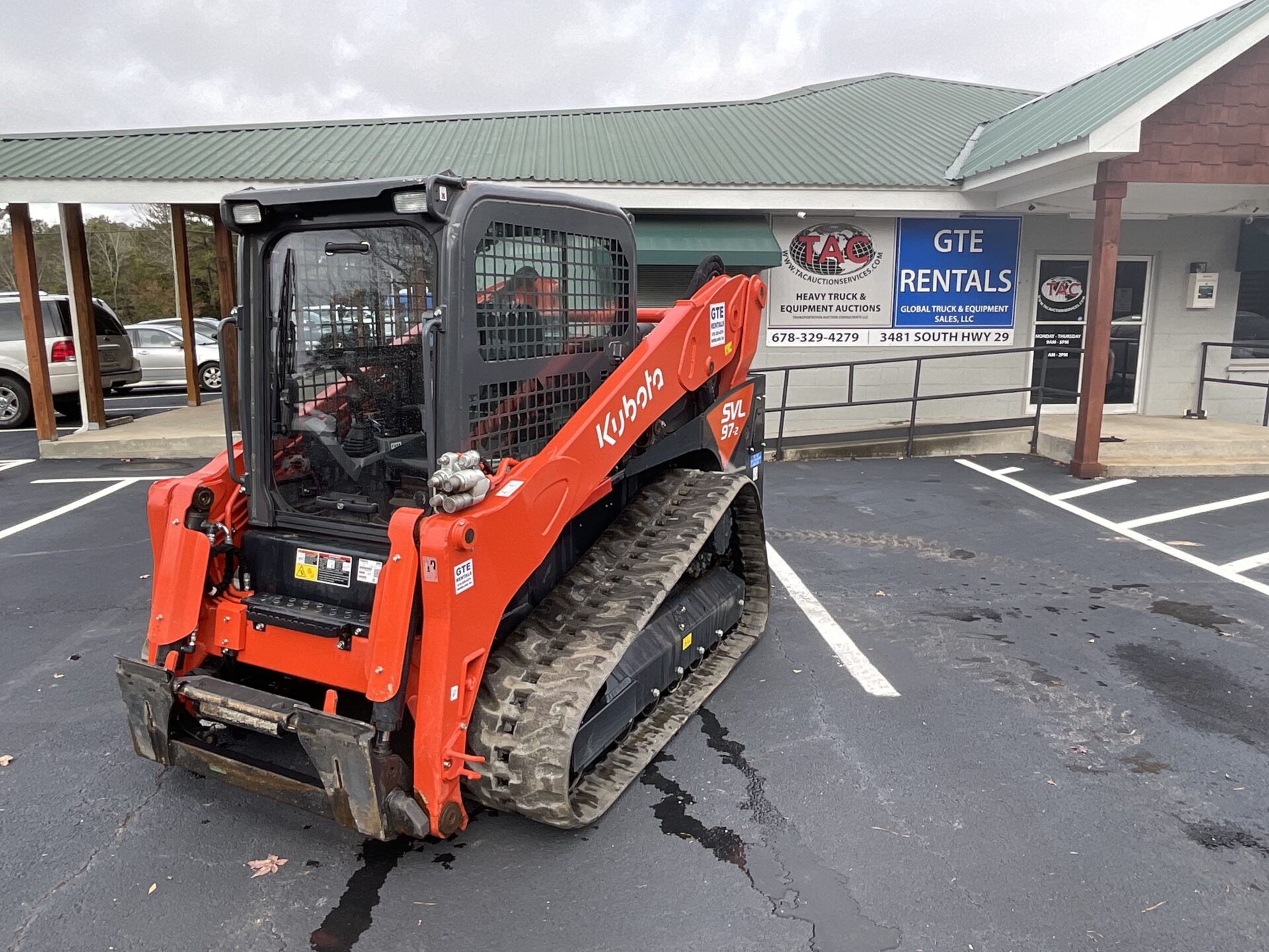 Kubota SVL97-2HFC Compact Track Loader